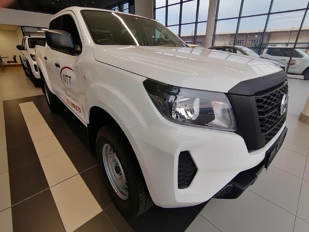 NISSAN NAVARA 2.5 dCi XE 4X4 for Sale in South Africa