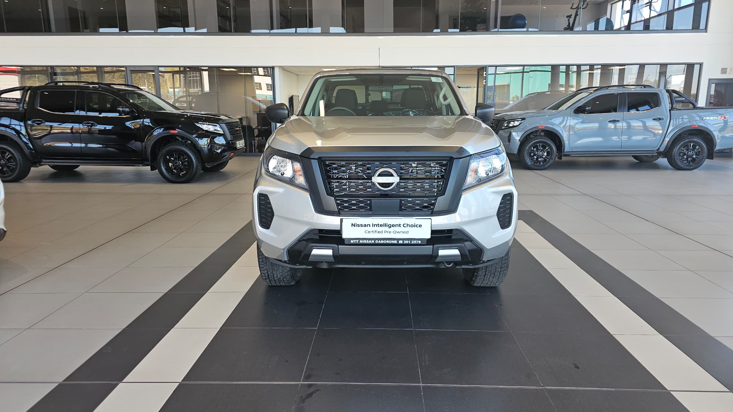 Used car gallery