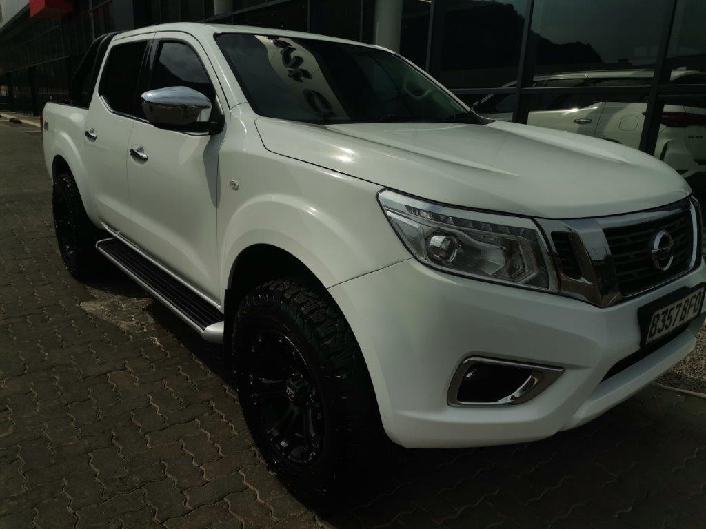 NISSAN NAVARA 2.3D LE 4X4  for Sale in South Africa