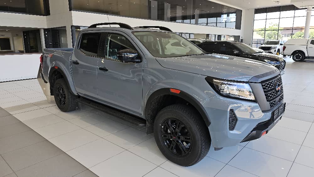 NISSAN NAVARA 2.5DDTI PRO-4X 4X4  for Sale in South Africa