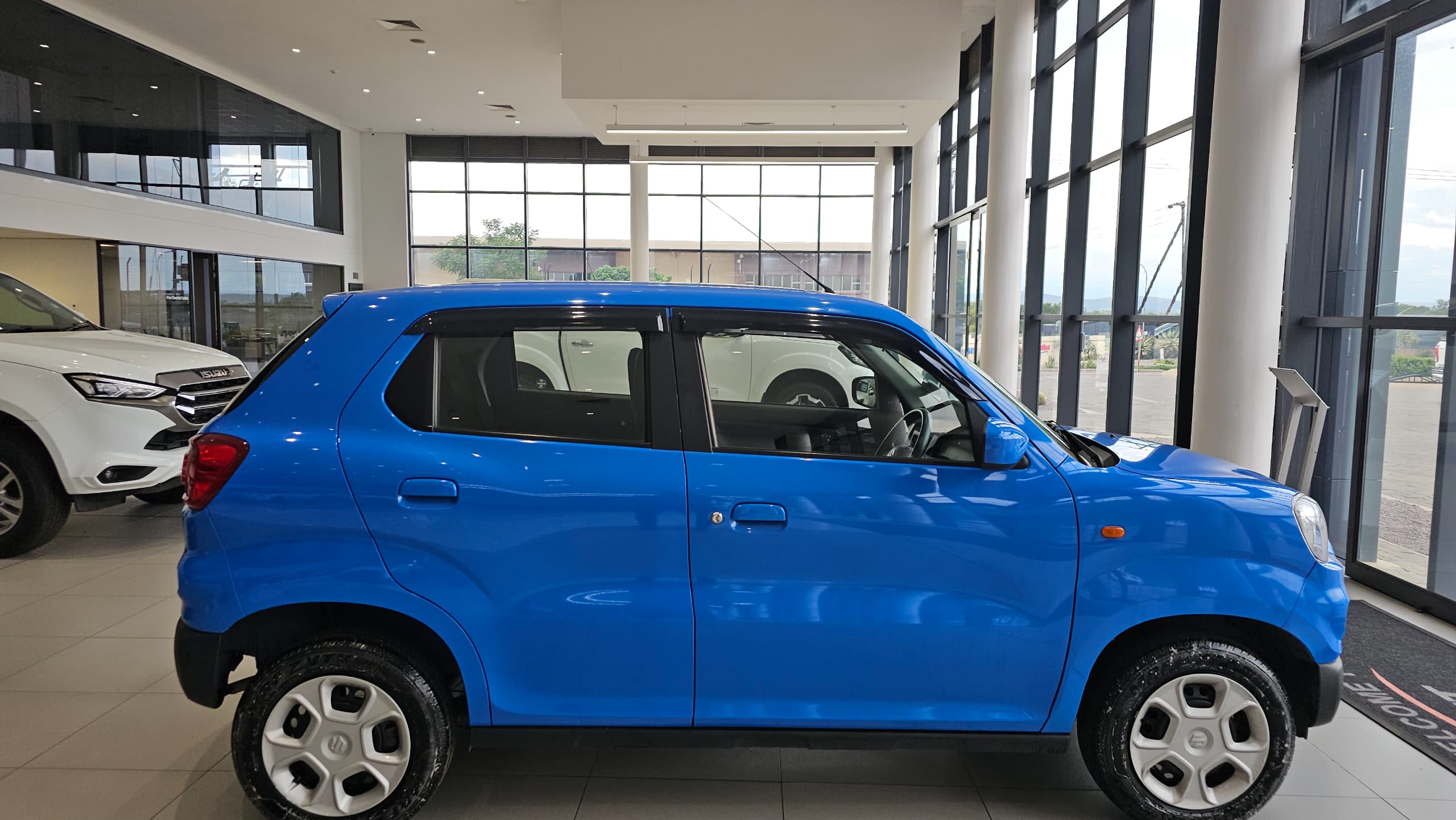 Used car gallery