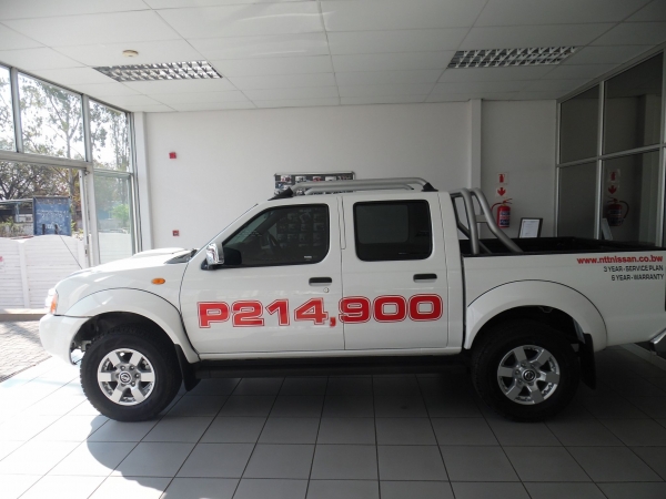 NISSAN HARDBODY NP300 2.5 TDi HI-RIDER for Sale in South Africa