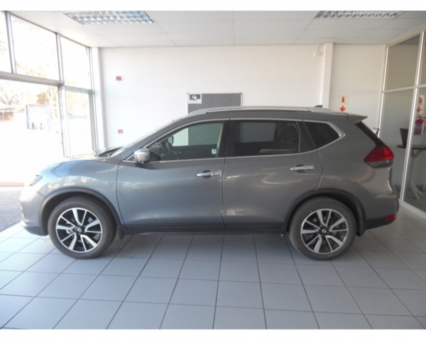 NISSAN X TRAIL 2.0 XE for Sale in South Africa