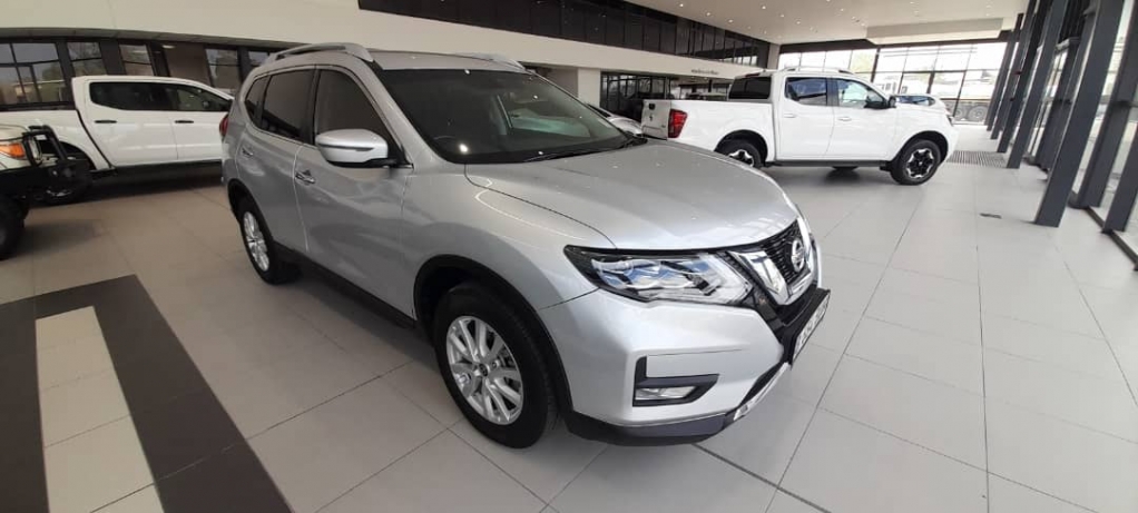 NISSAN X TRAIL 2.5 ACENTA 4X4 CVT for Sale in South Africa