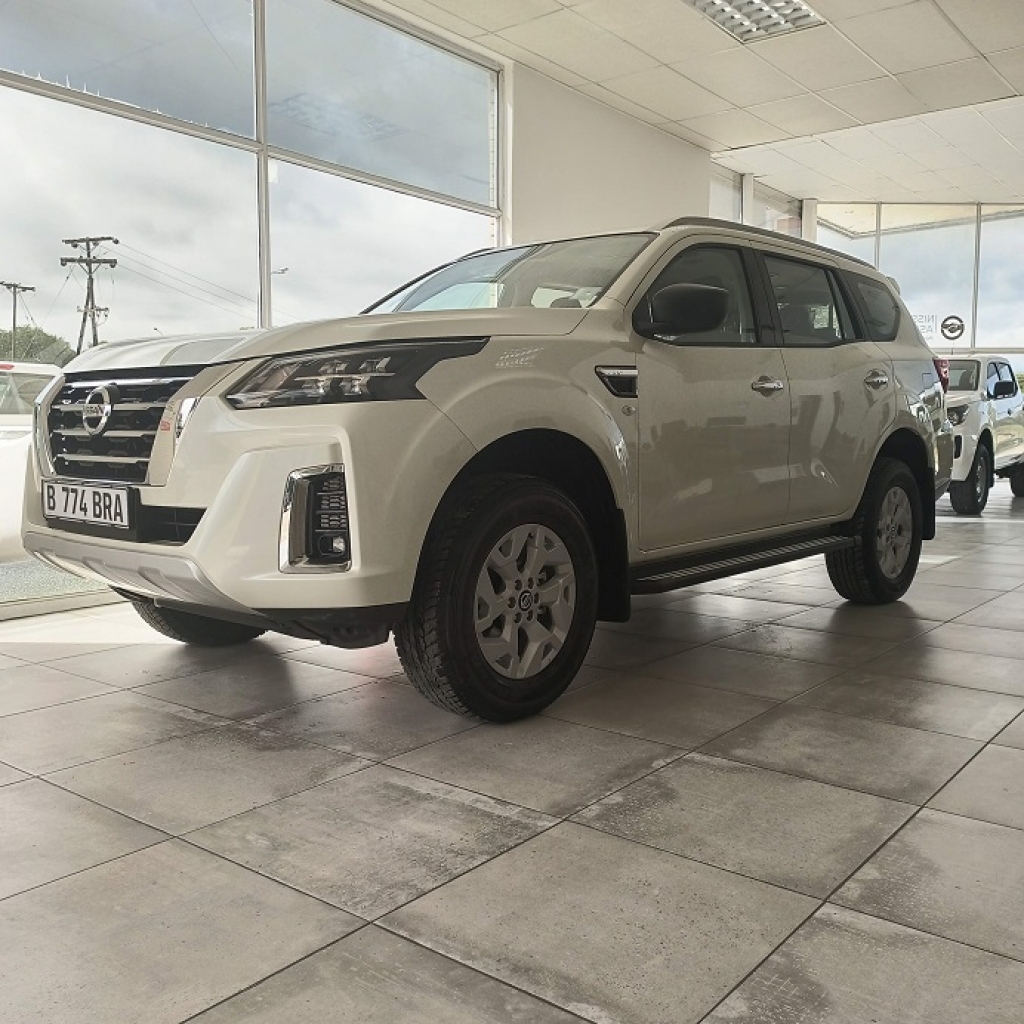 NISSAN TERRA 2.5D SE for Sale in South Africa