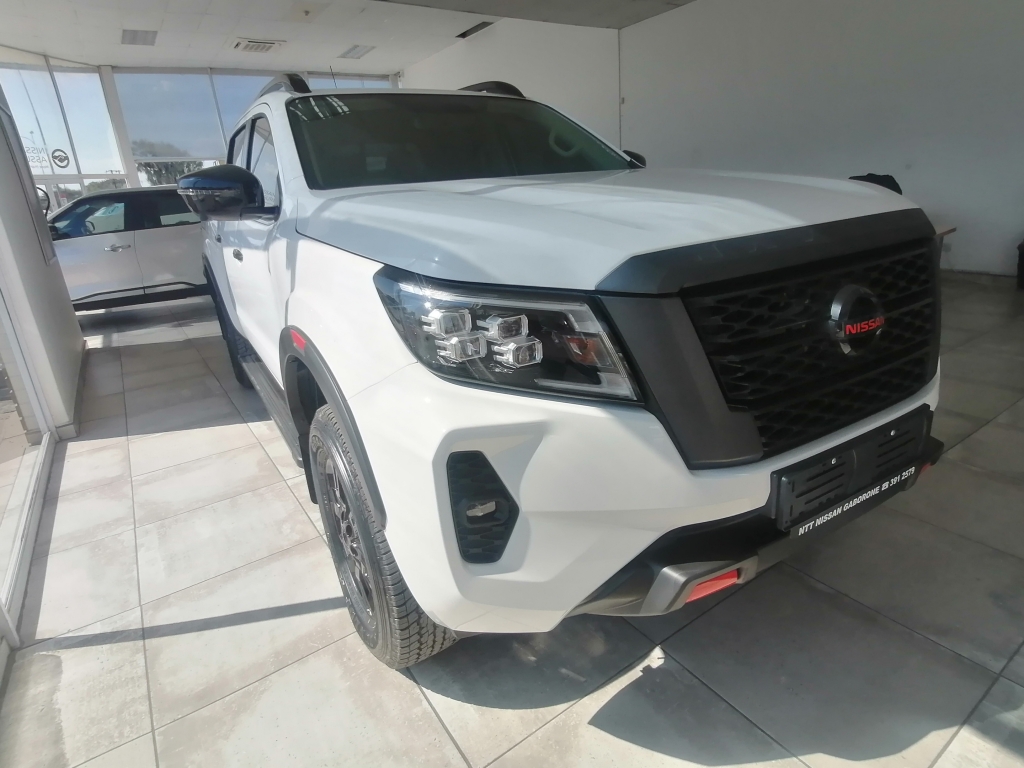 NISSAN NAVARA 2.5DDTI PRO-4X 4 for Sale in South Africa