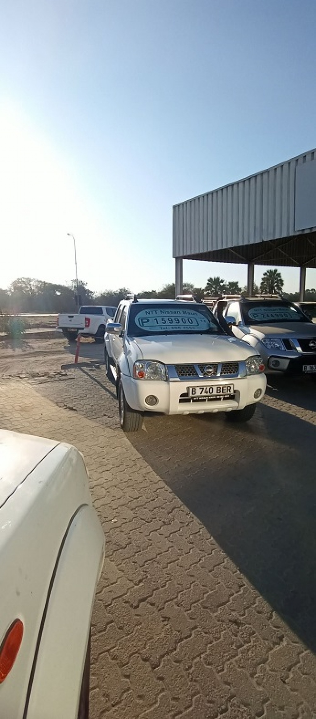 NISSAN NEW HARDBODY 2.4i SL  for Sale in South Africa