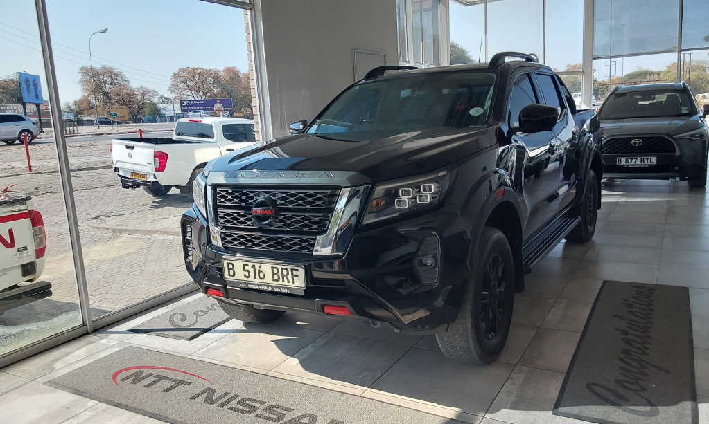 NISSAN NAVARA 2.5DDTI PRO-4X 4X4  for Sale in South Africa