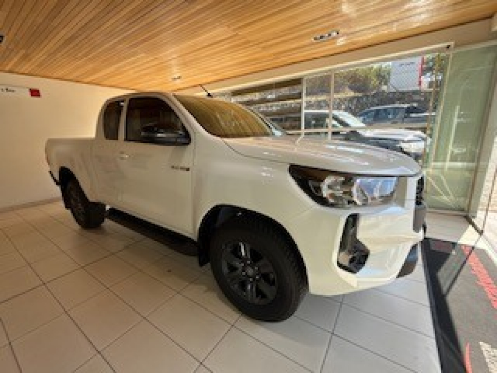 TOYOTA HILUX 2.4 GD-6 RB RAIDER  for Sale in South Africa