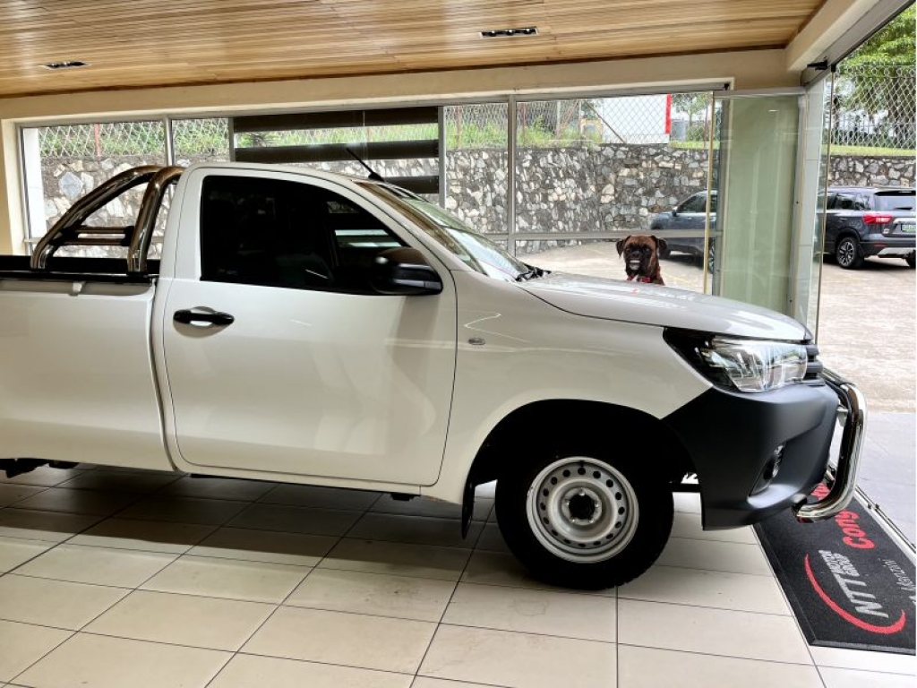 TOYOTA HILUX 2.0 VVTi S  for Sale in South Africa