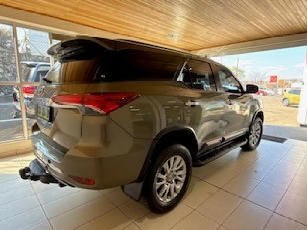 Used car gallery