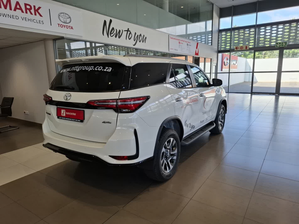 Used car gallery
