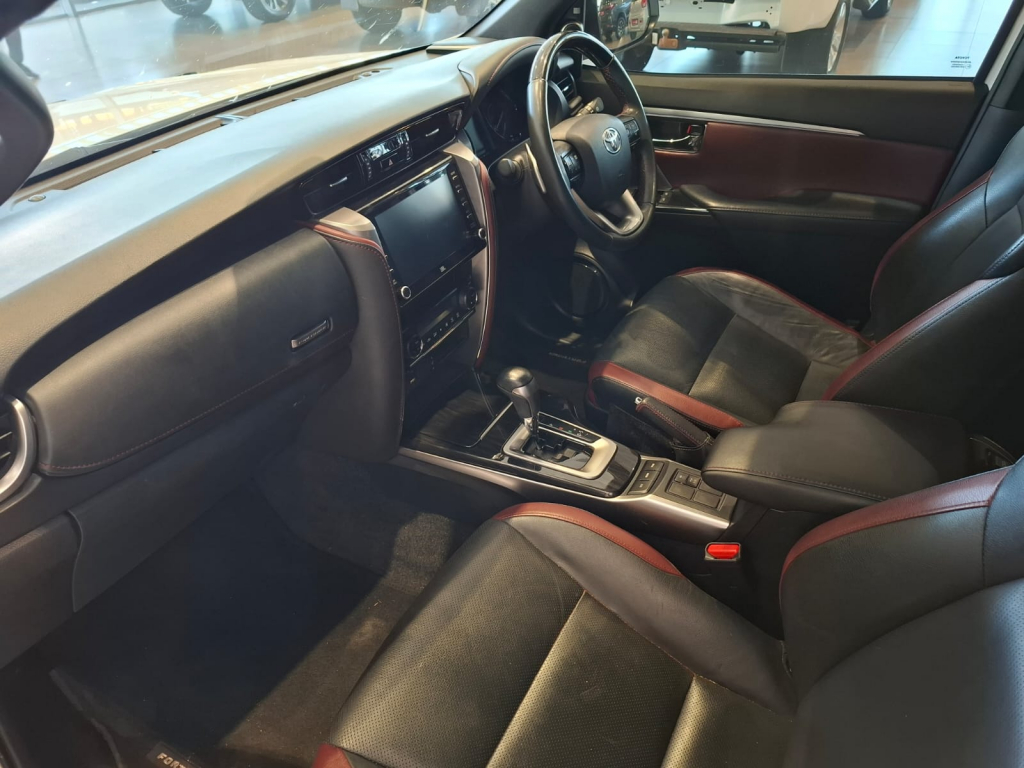 Used car gallery