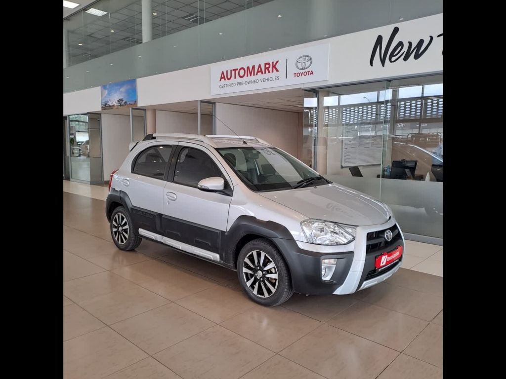 TOYOTA ETIOS CROSS 1.5 Xs 5Dr for Sale in South Africa