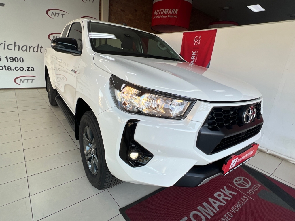 TOYOTA HILUX 2.4 GD-6 RB RAIDER  for Sale in South Africa