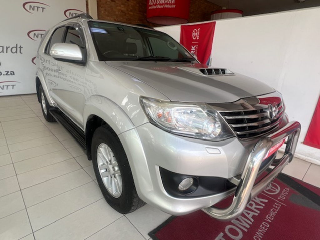 TOYOTA FORTUNER 3.0D-4D 4X4  for Sale in South Africa