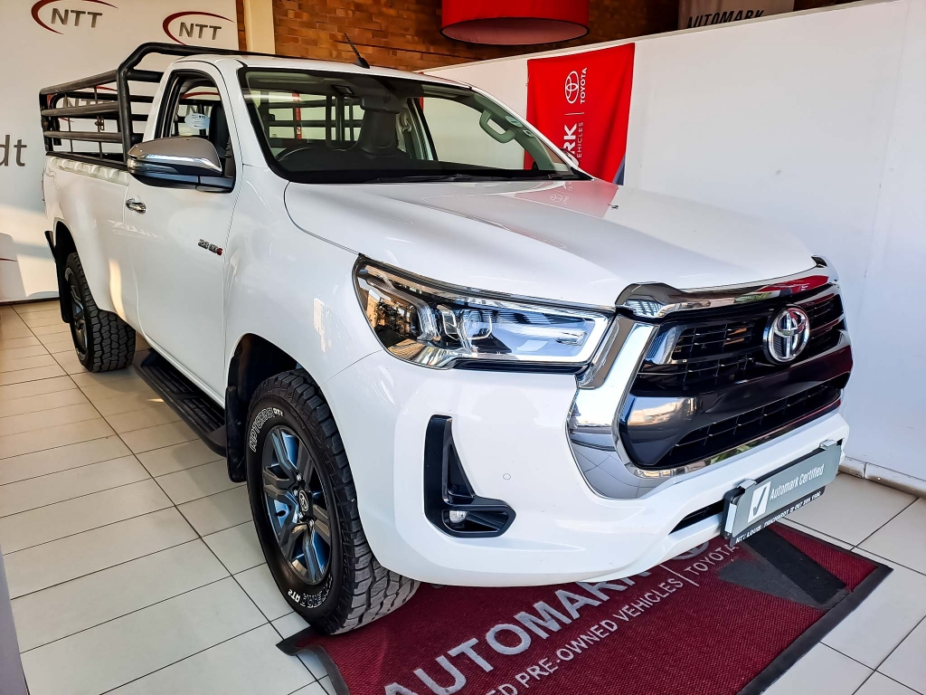 TOYOTA HILUX 2.8 GD-6 RAIDER 4X4 A/T P/U S/C for Sale in South Africa