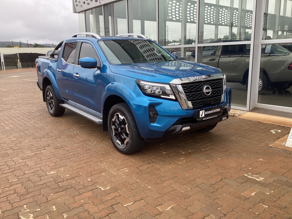 NISSAN NAVARA 2.5D LE 4X2 AT  for Sale in South Africa