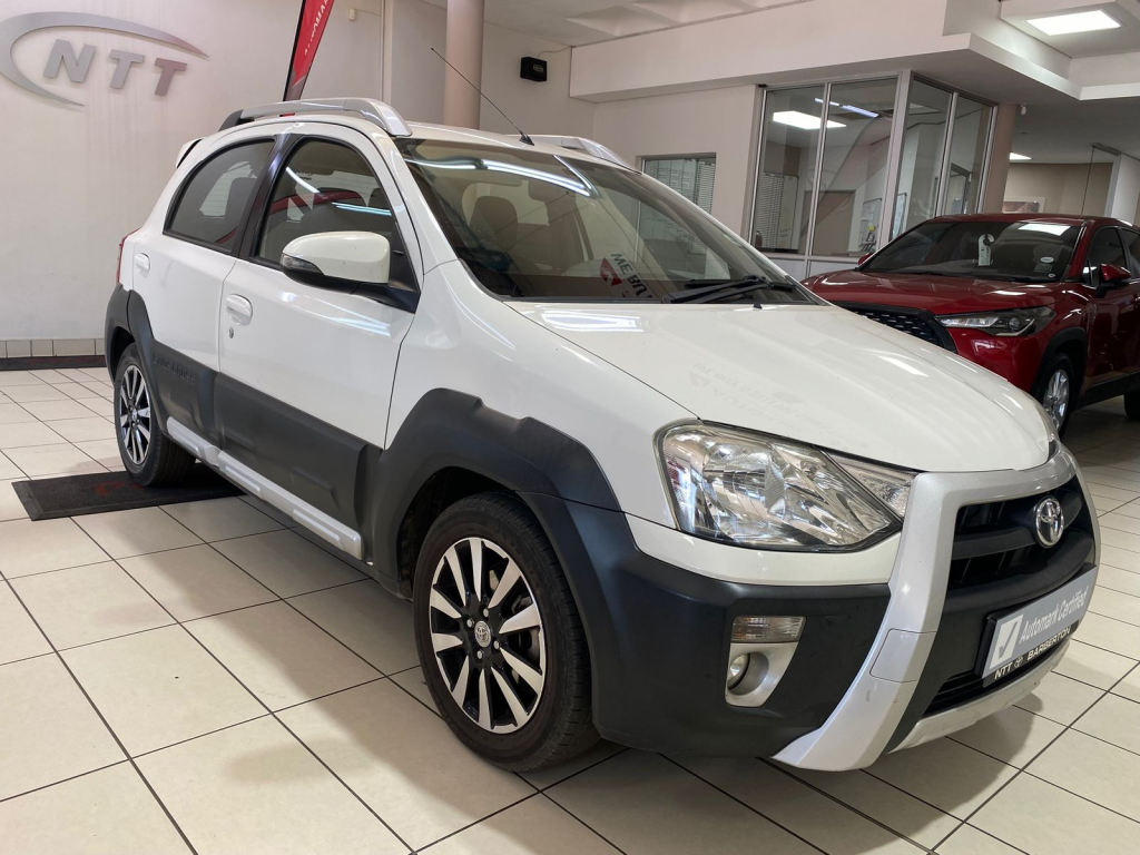 TOYOTA ETIOS CROSS 1.5 Xs 5Dr for Sale in South Africa