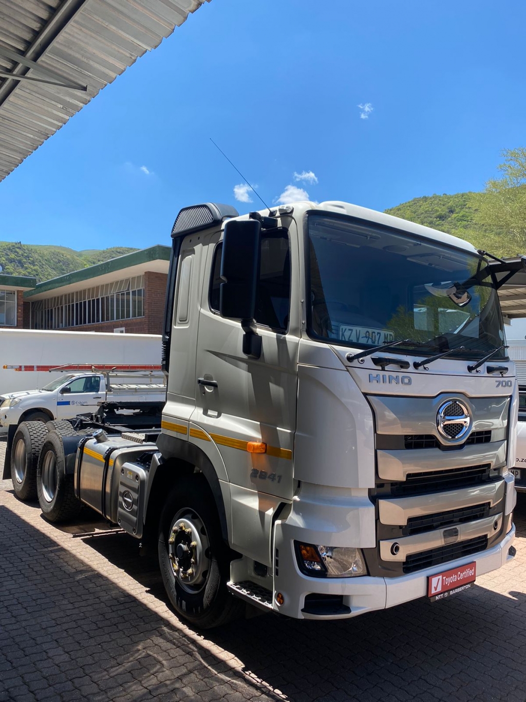 HINO HINO 700 2841 for Sale in South Africa