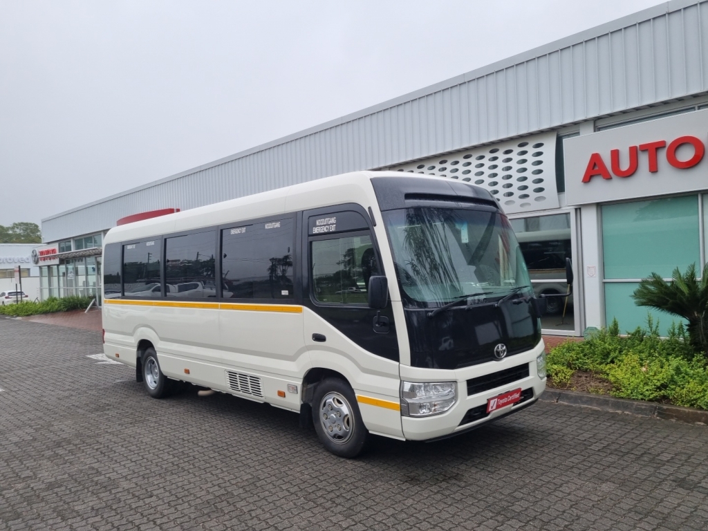 TOYOTA COASTER 2.8D GL  for Sale in South Africa