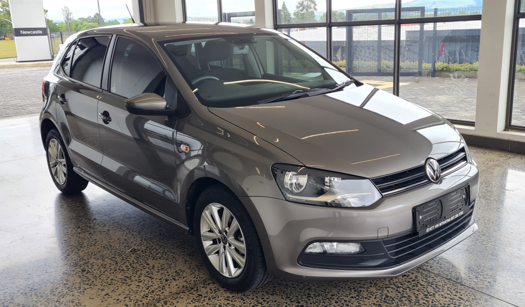 VOLKSWAGEN POLO VIVO 1.4 COMFORTLINE for Sale in South Africa