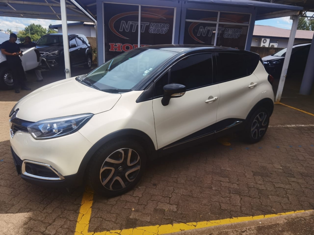 RENAULT CAPTUR 1.5 dCI DYNAMIQUE 5DR for Sale in South Africa