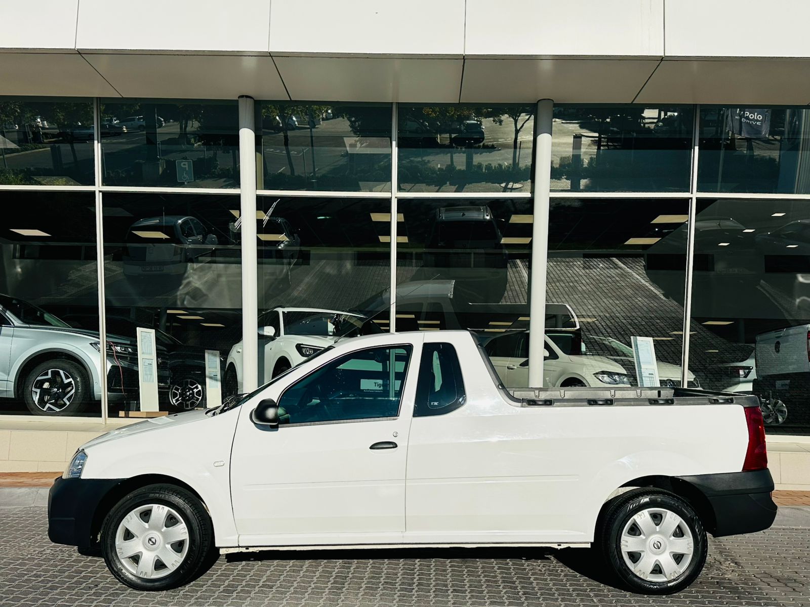 Used car gallery