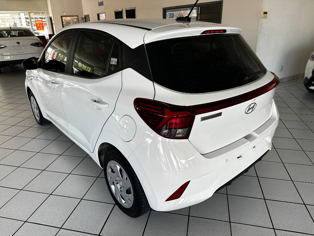 Hyundai Grand i10 1.0 Motion/Premium for sale in KZN - Ladysmith ...