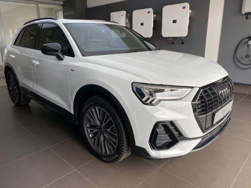 AUDI Q3 35 TFSI STRONIC BLACK EDITION for Sale in South Africa