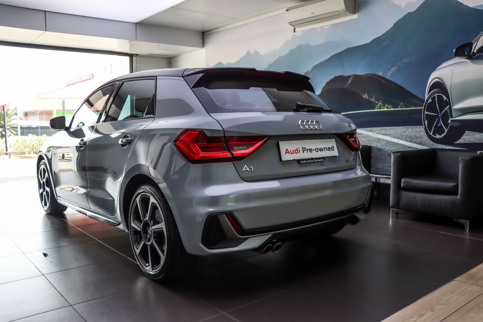 Used car gallery