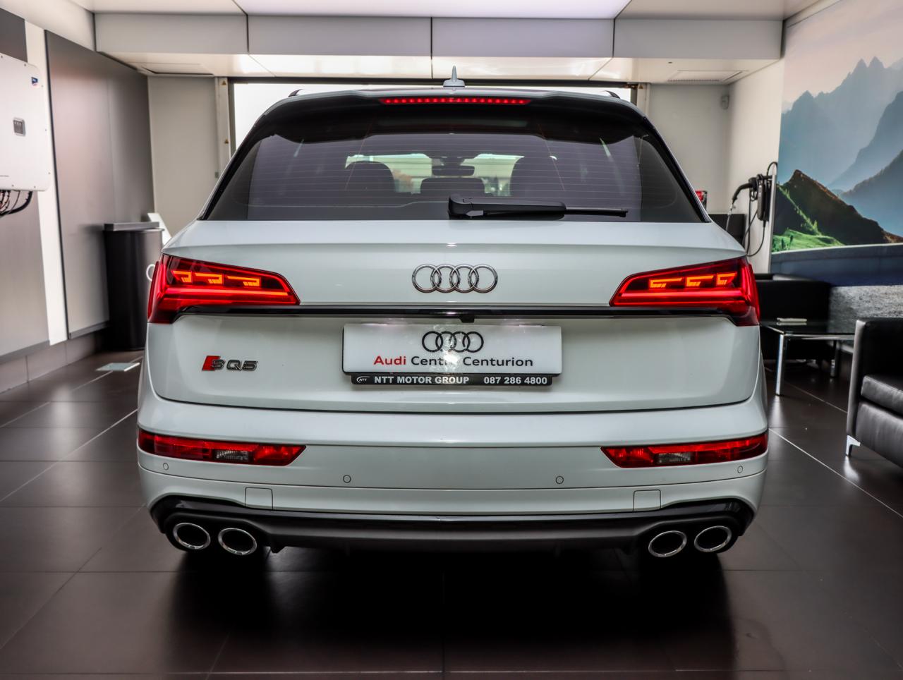 Used car gallery