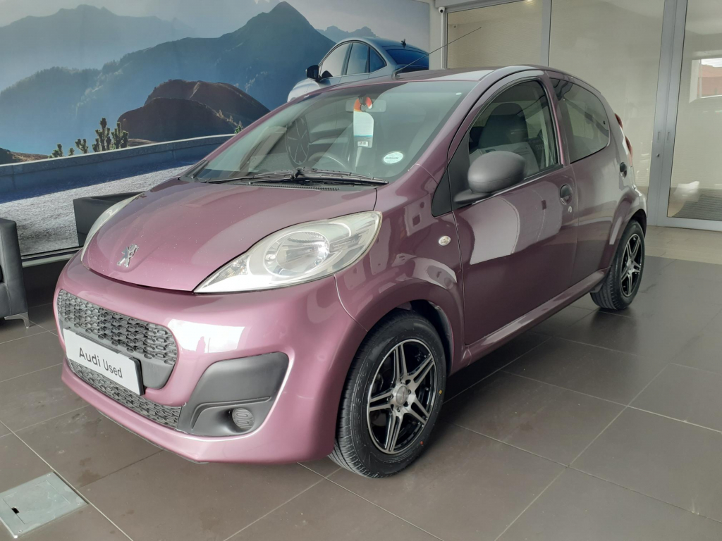 Used car gallery