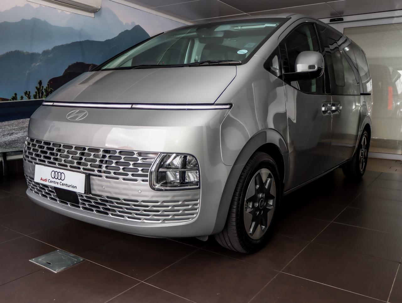 HYUNDAI STARIA 2.2D ELITE  for Sale in South Africa