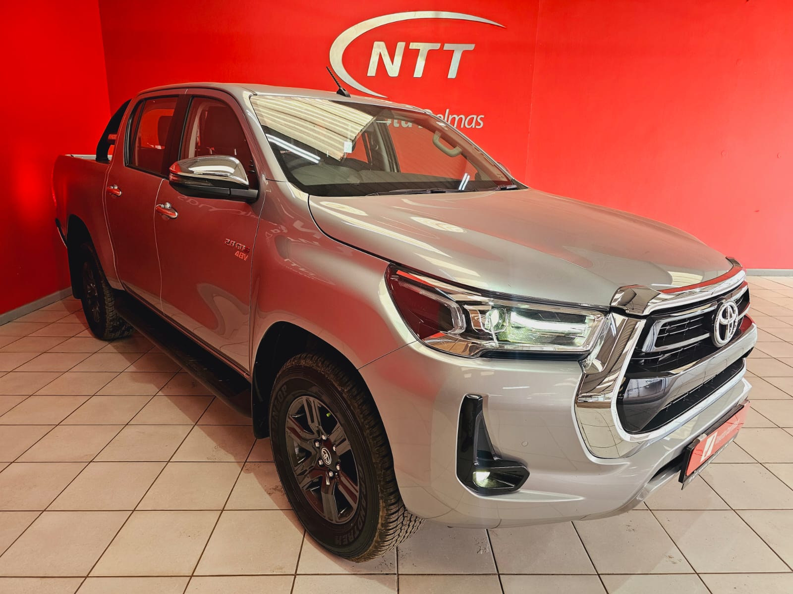 TOYOTA HILUX 2.8 GD-6 RB RAIDER A/T P/U D/C (MHEV) for Sale in South Africa