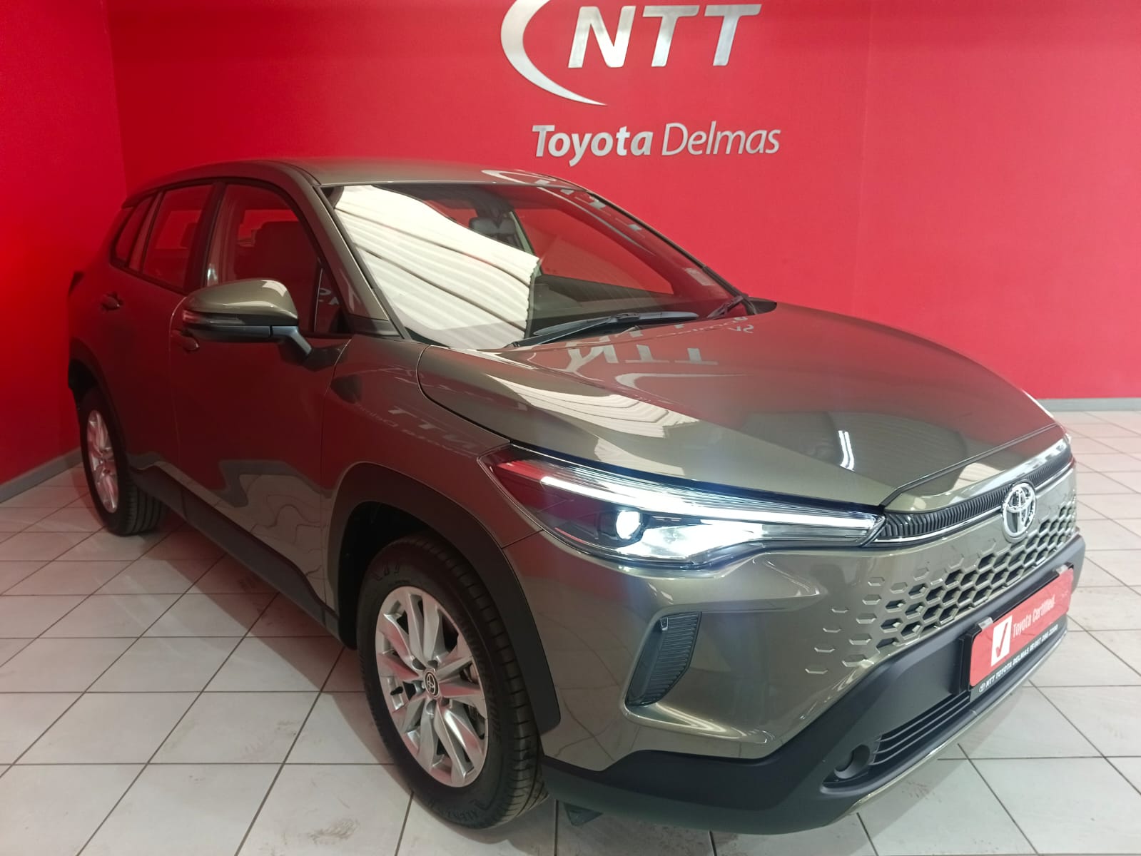 TOYOTA COROLLA CROSS 1.8 Xi for Sale in South Africa