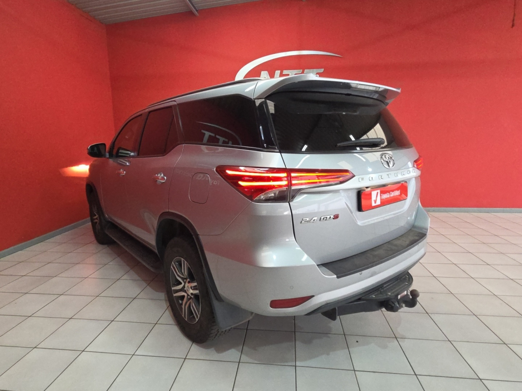Used car gallery