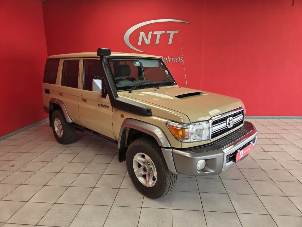 TOYOTA LANDCRUISER 76 4.5D V8  for Sale in South Africa