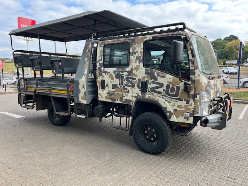 ISUZU NPS 300 CREW 4X4  for Sale in South Africa