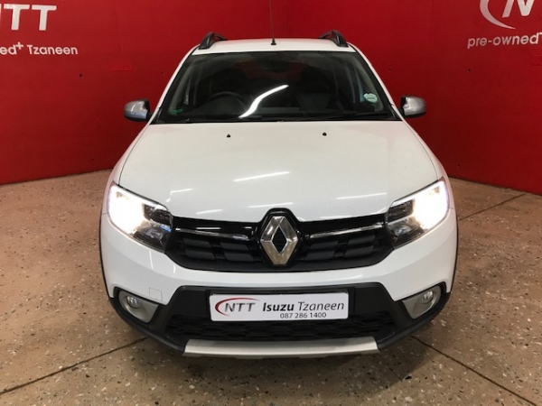 RENAULT SANDERO 900T STEPWAY EXPRESSION for Sale in South Africa