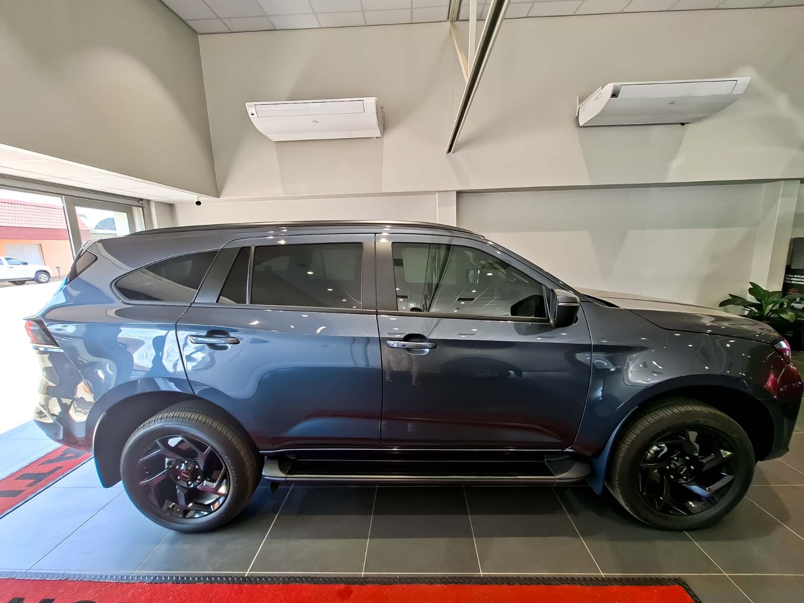 Used car gallery
