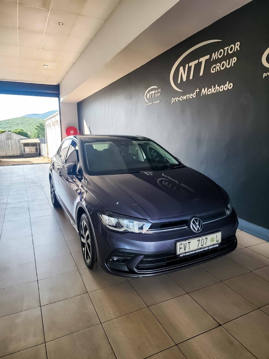 VOLKSWAGEN POLO 1.0 TSI LIFE for Sale in South Africa