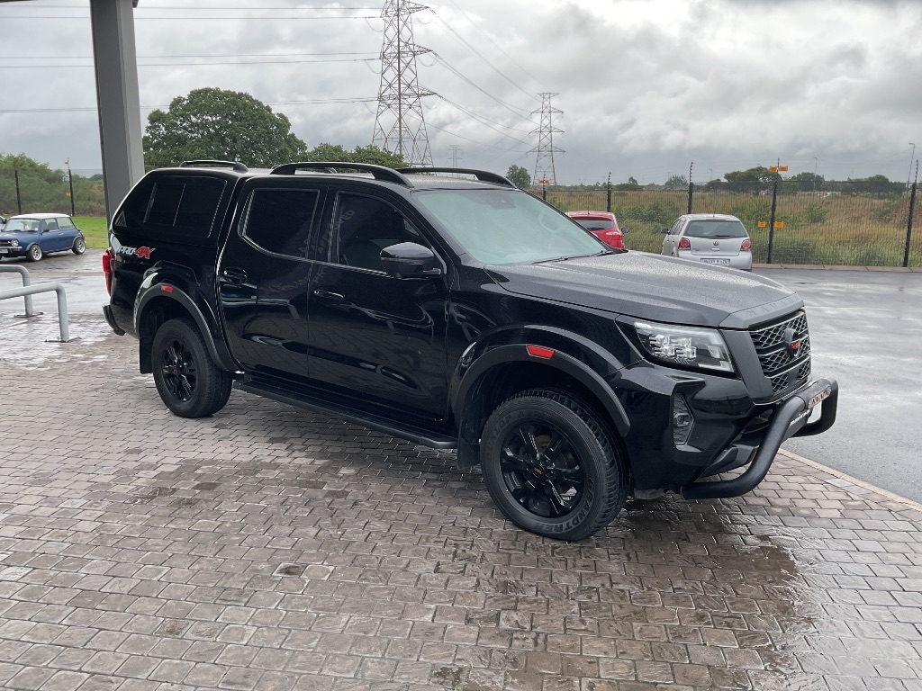 NISSAN NAVARA 2.5DDTI PRO-4X 4X4  for Sale in South Africa