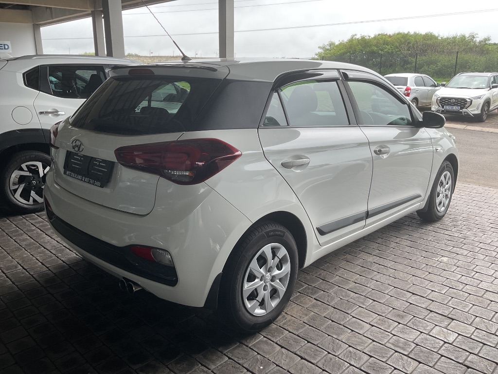 HYUNDAI i20 1.2 MOTION for Sale in South Africa