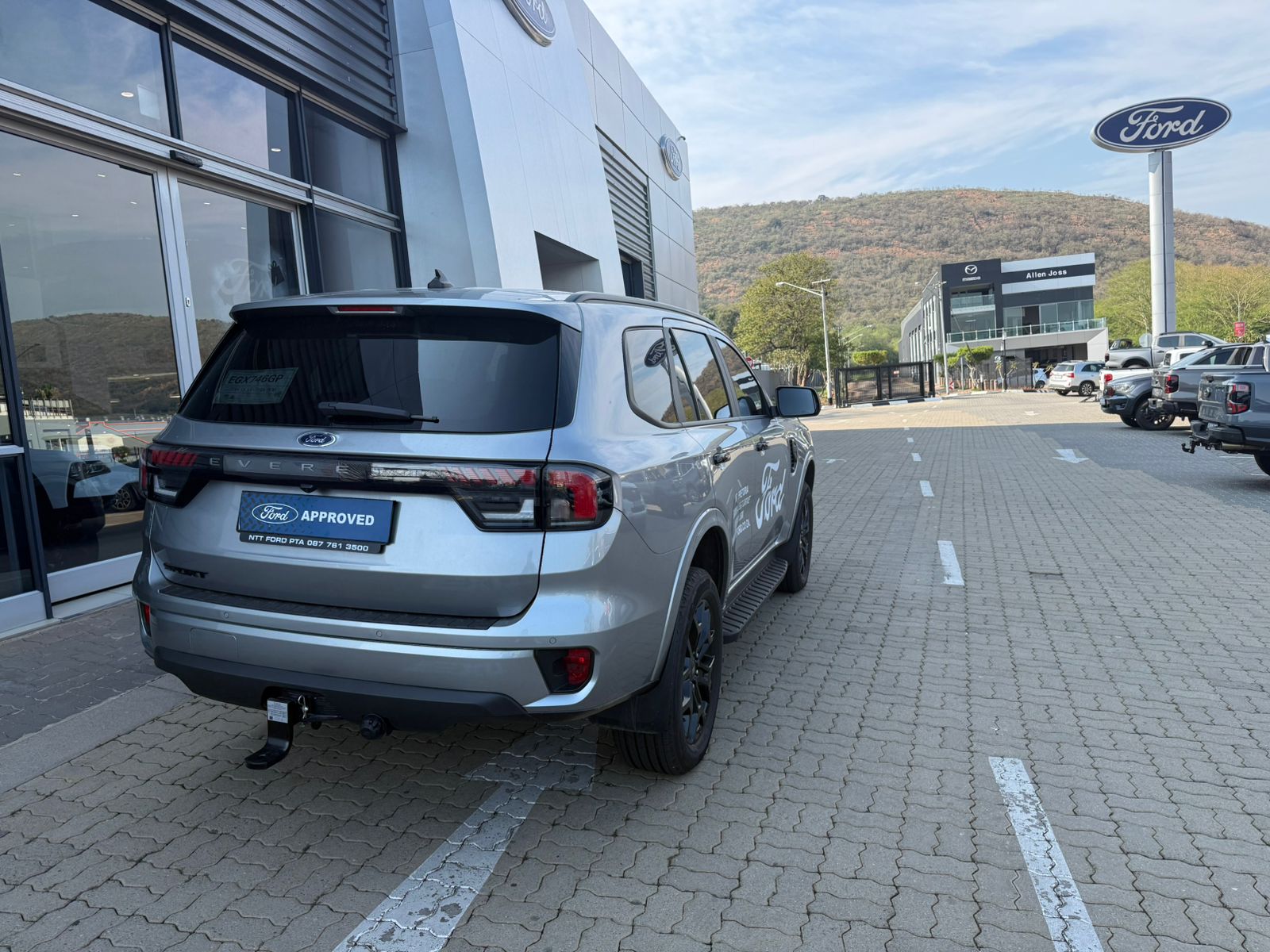 Used car gallery