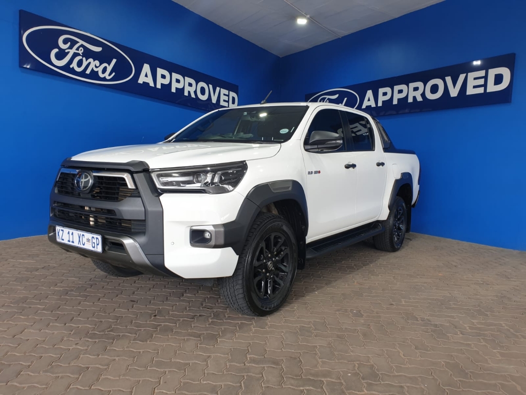 TOYOTA HILUX 2.8 GD-6 RB LEGEND RS  for Sale in South Africa