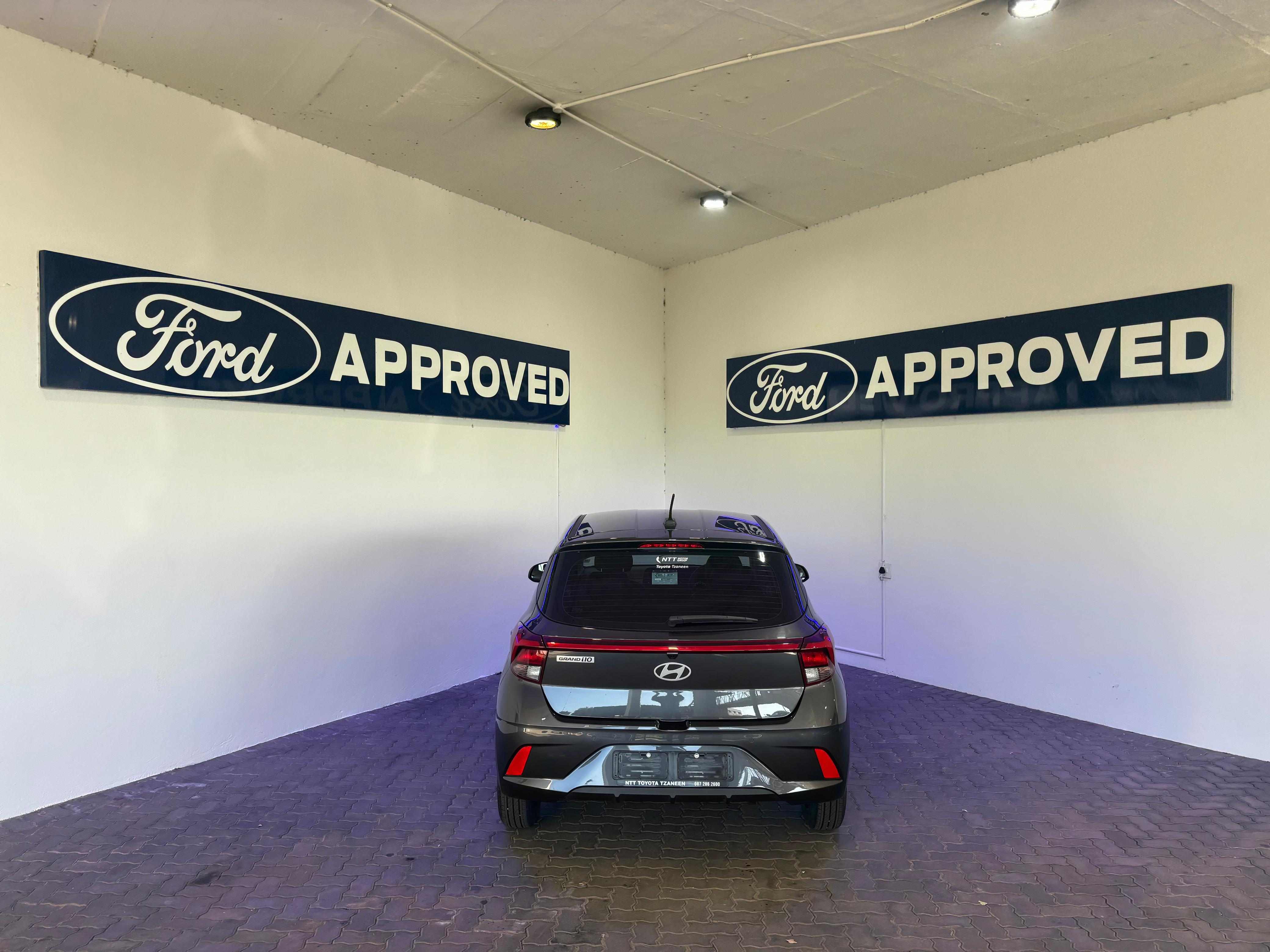 Used car gallery
