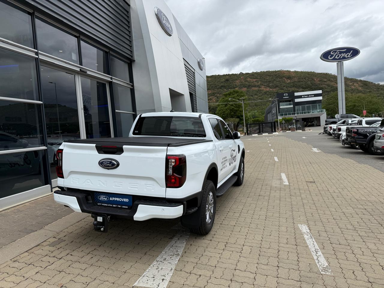 Used car gallery