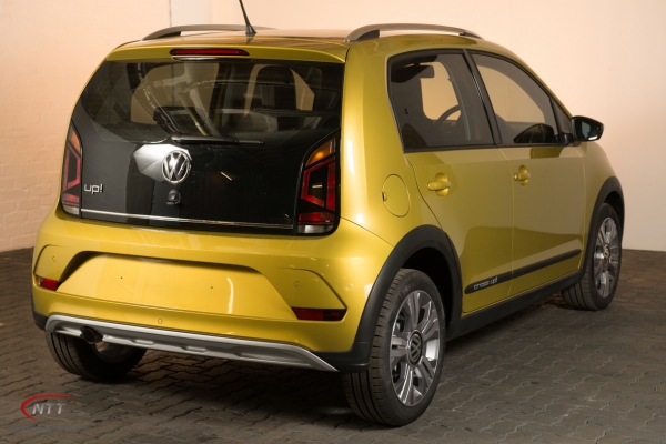 VOLKSWAGEN CROSS UP! 1.0 5DR for Sale in South Africa