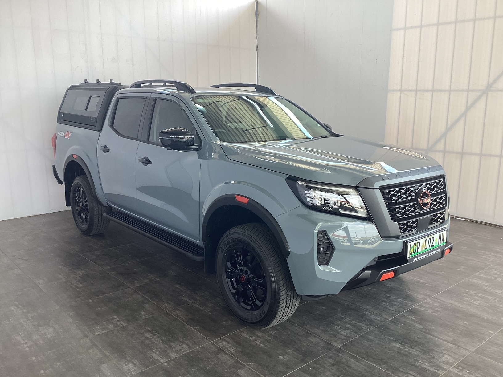 NISSAN NAVARA 2.5DDTI PRO-4X 4X4  for Sale in South Africa